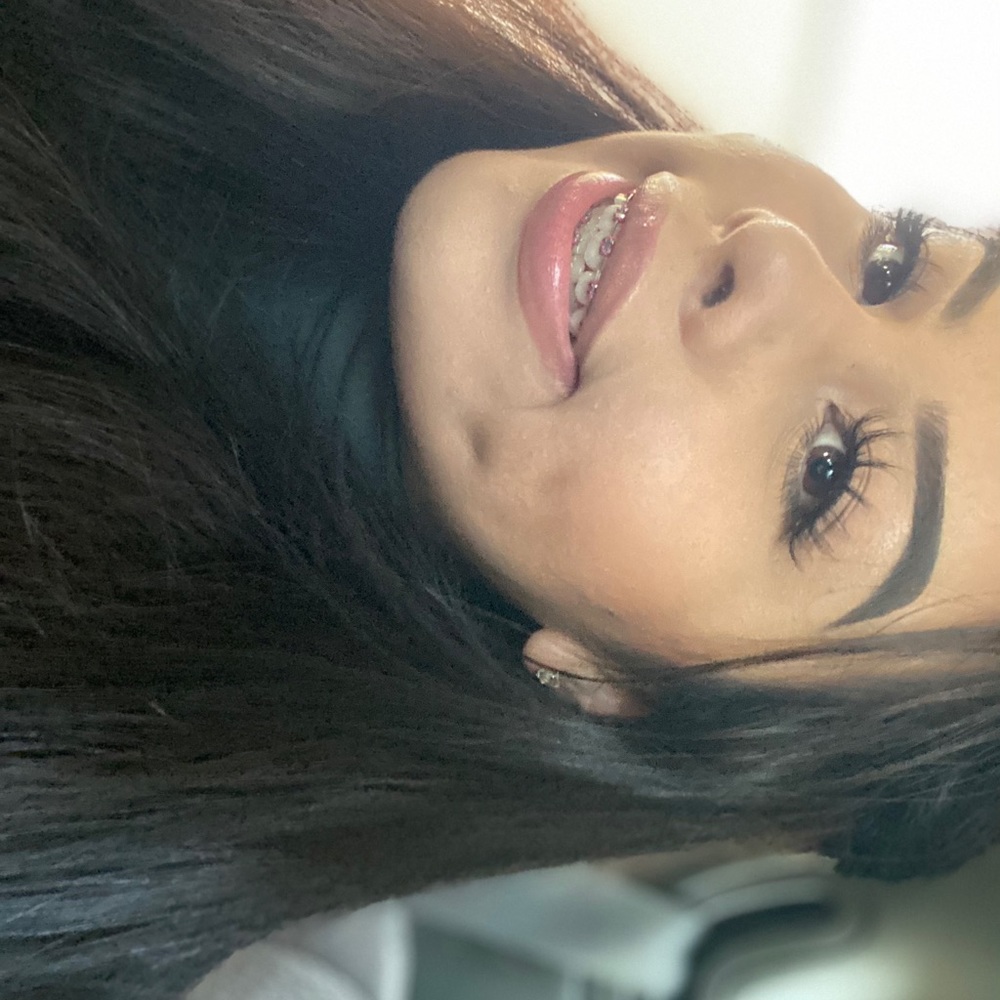 Meet your Posher, Jomaritza